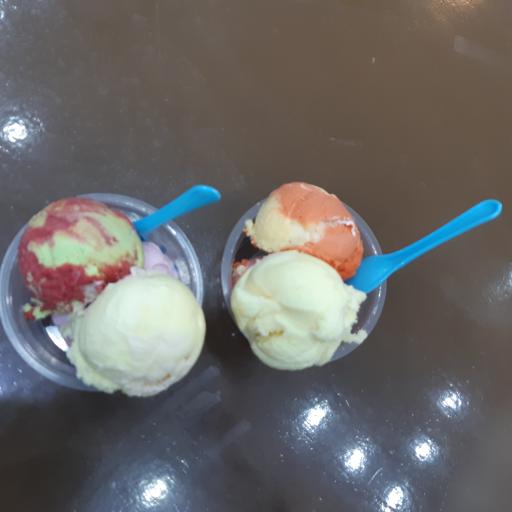 عکس بستنی شاد