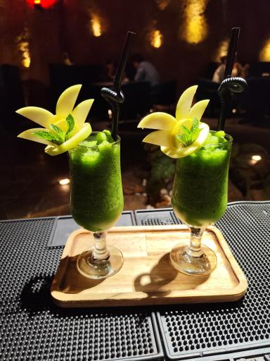 عکس کافه رستوران ققنوس