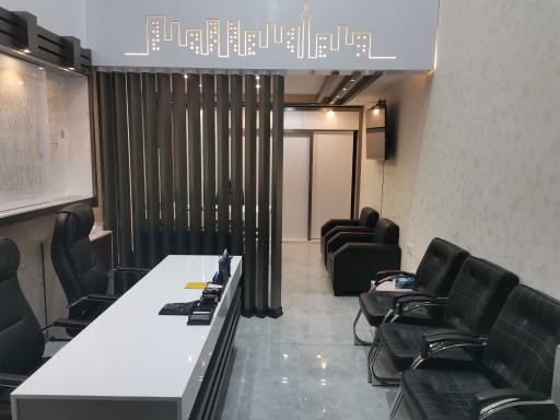 عکس گروه مشاورین املاک میلان 