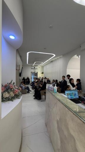 عکس کلینیک شبانه روزی دندانپزشکی تاج