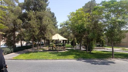 عکس پارک آرامستان فیض