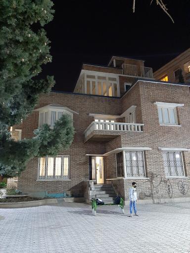 عکس خانه موزه استاد لرزاده