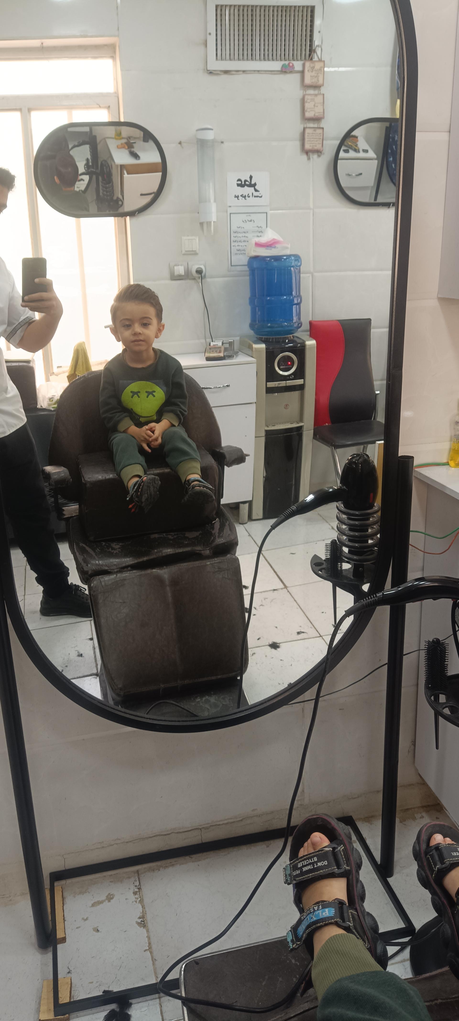 عکس آرایشگاه مرکزی (مردانه)