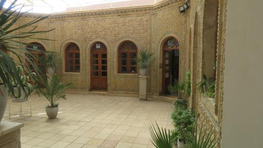 عکس اکونو موزه بانو حیاتی