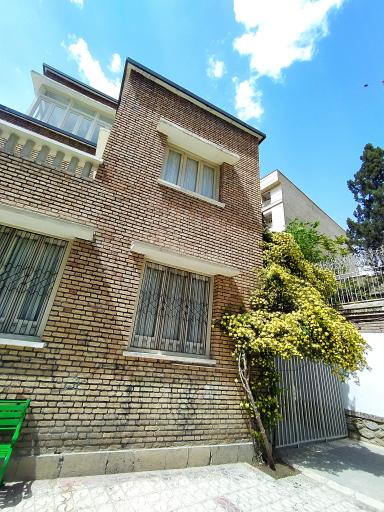 عکس خانه موزه استاد لر زاده