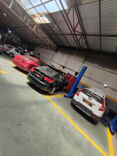 عکس تعمیرگاه تخصصی سعید 