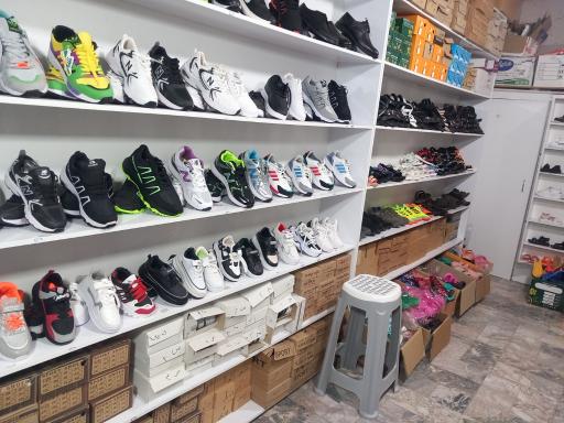 عکس  کفش طاها