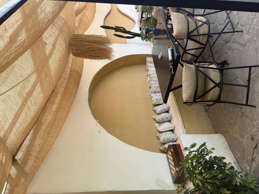 عکس رستوران سنتی ملتی