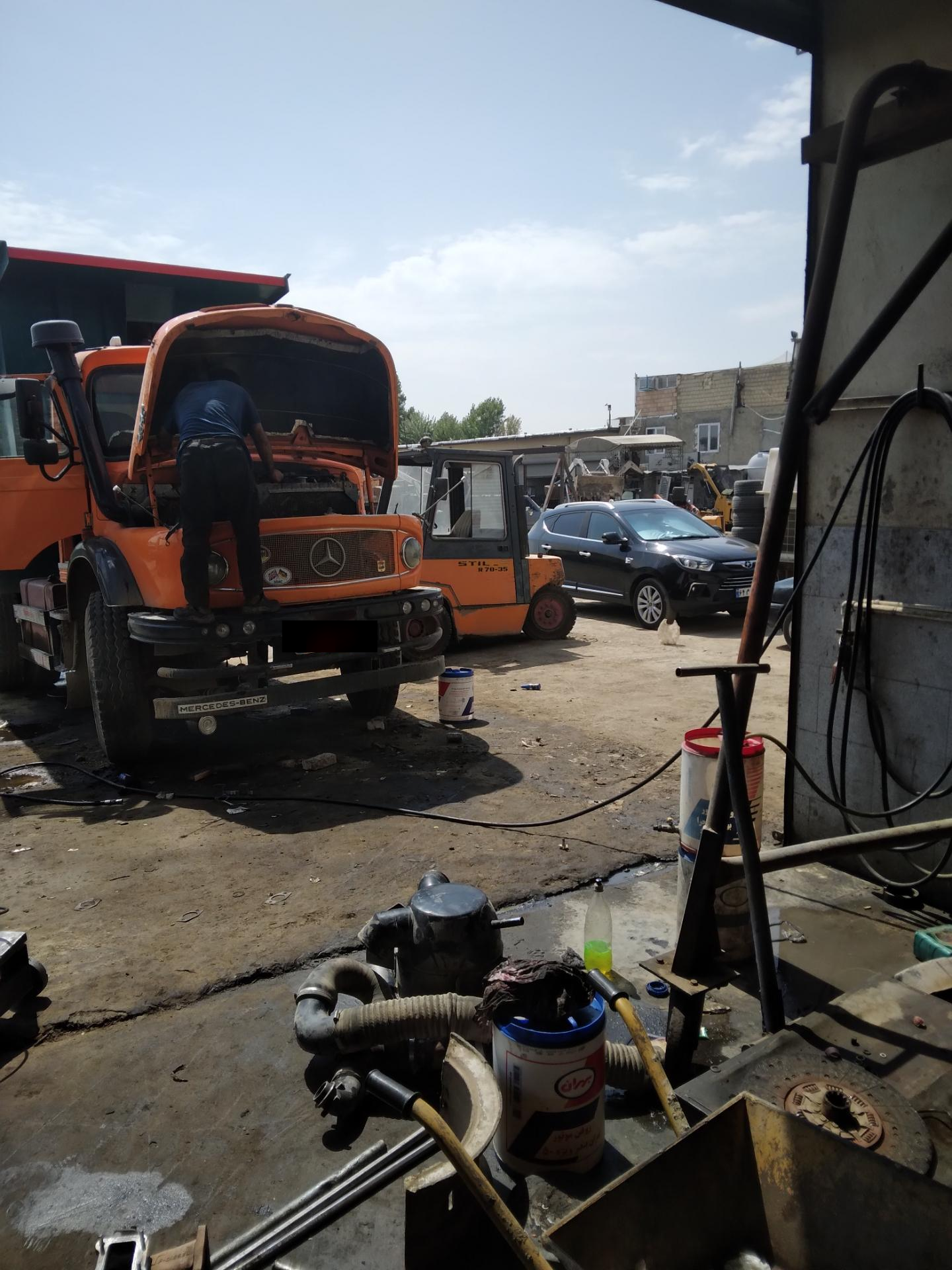 عکس مکانیکی خودروهای سنگین و نيمه سنگین