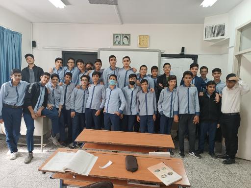 عکس دبیرستان امام رضا (ع) واحد 9