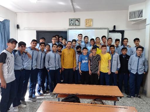 عکس دبیرستان امام رضا (ع) واحد 9