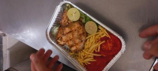 عکس فست فود کارادنیز 