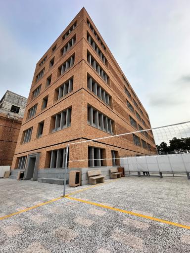 دبیرستان دخترانه دوره دوم دکتر حسابی