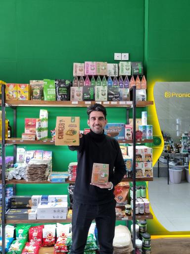 عکس فروشگاه باشگاه پرونیک 