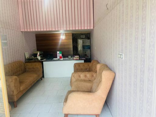 عکس بیمه ملت نمایندگی صدور و مرکز خسارت عمویی 