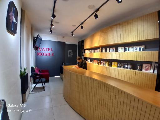 عکس فروشگاه و تعمیرات موبایل ایواتل