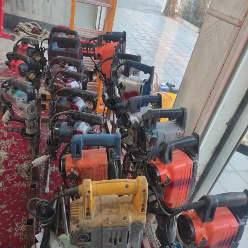 عکس کرایه‌ ابزار مهدی‌ سبزی