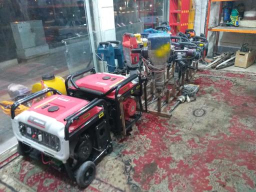 عکس کرایه‌ ابزار مهدی‌ سبزی