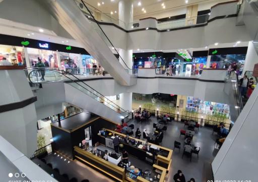 عکس لوتوس مال