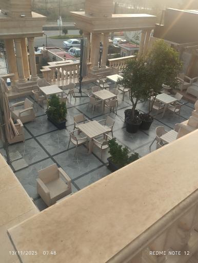 عکس هتل یلوه 