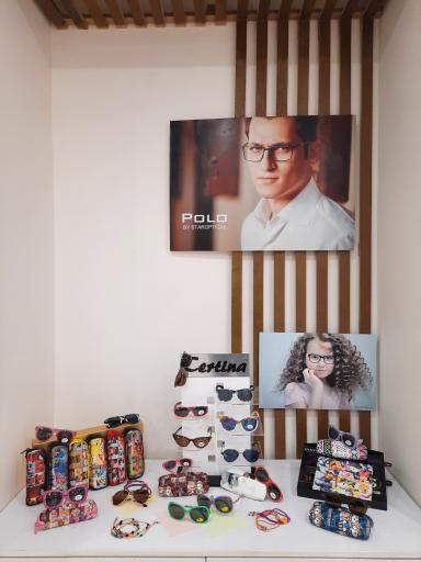 عکس بینایی سنجی و عینک سازی کرمی