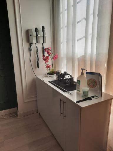 عکس بینایی سنجی و عینک سازی کرمی