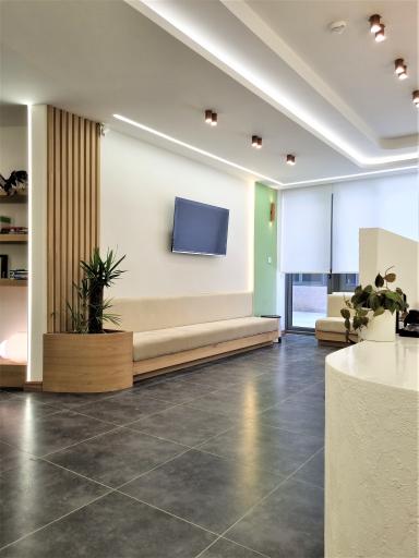 عکس کلینیک کنترل درد دکتر سامان اسدی