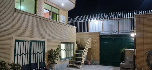 عکس موسسه زبان گویش(شعبه کاوش)