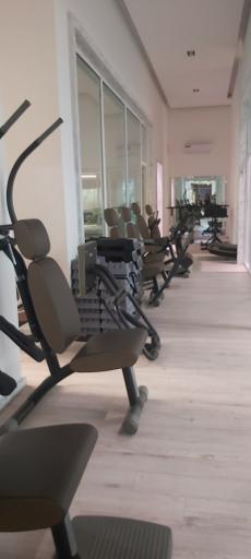 عکس باشگاه ورزشی بانوان اوتانا