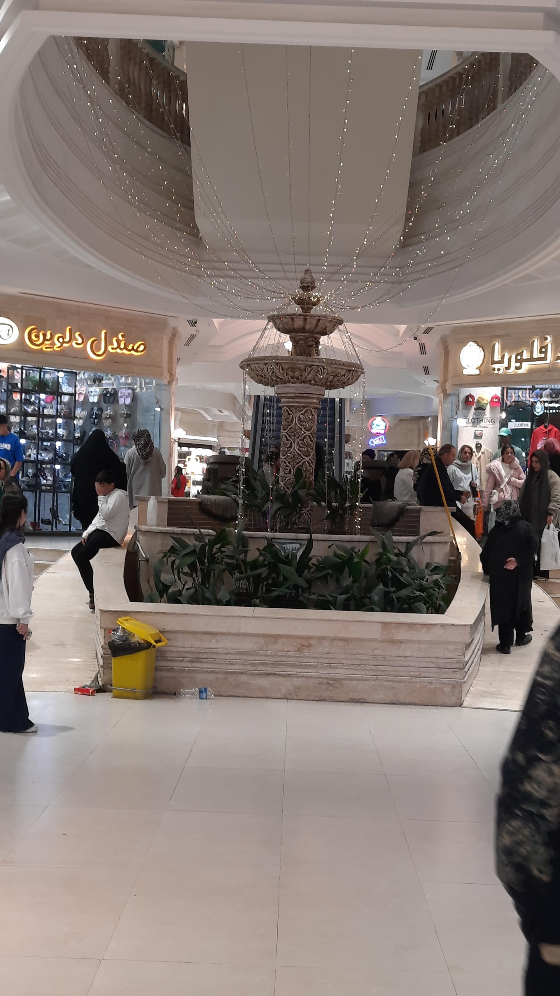 عکس پاساژ آتا 