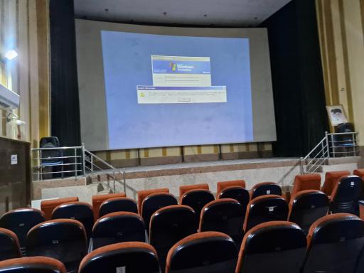 عکس سینما هلال احمر مسجد سلیمان