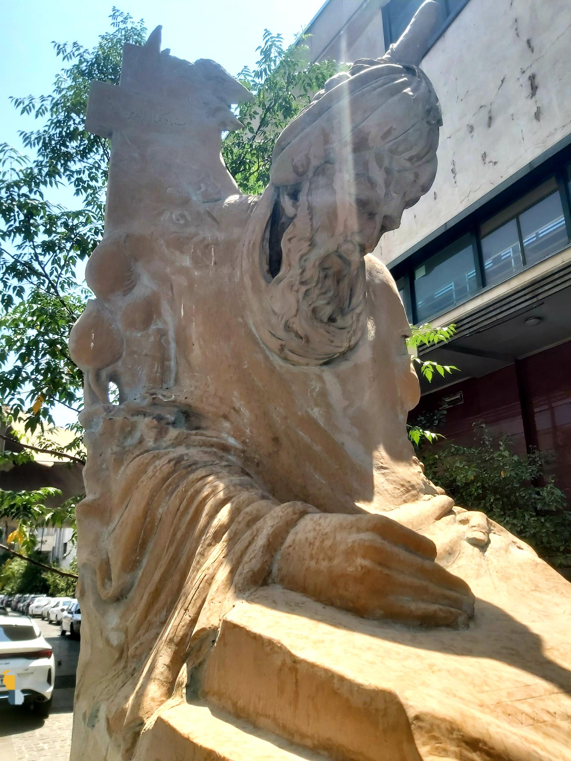 عکس مجسمه کمال الدین بهزاد