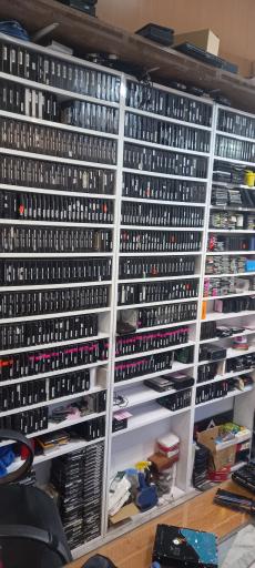 عکس داده یاب