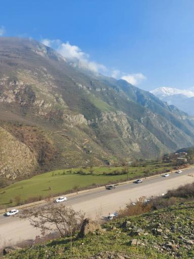 عکس چشمه سرد شاهین