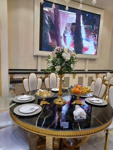 عکس باغ تالار عقیق