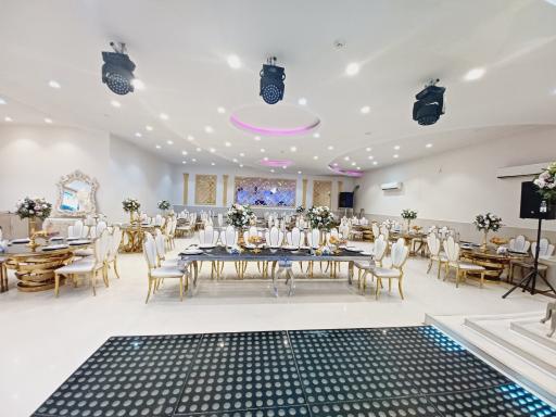 عکس باغ تالار عقیق