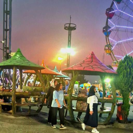 عکس شهربازی بام سبز لاهیجان