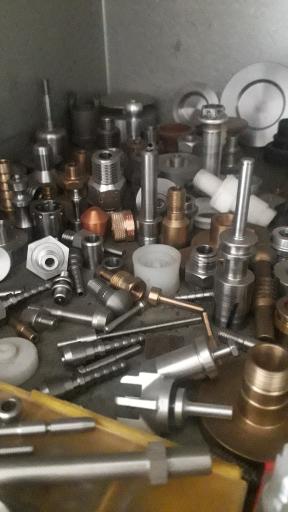 عکس خدمات تراش و فرز cnc کاظمی و بیگی