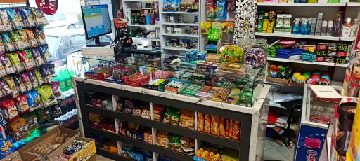 عکس سوپرمارکت عدالت