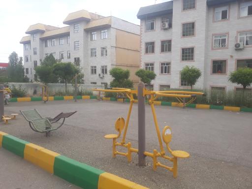 عکس زمین بازی کودکان