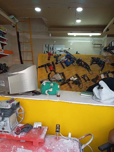 عکس تجهیزات ساختمانی کهن ترابی