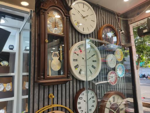 گالری ساعت ۱۲