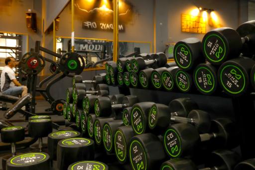 عکس باشگاه پسرانه ایران ما