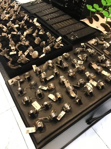 عکس فروشگاه اسباب بازی بومرنگ