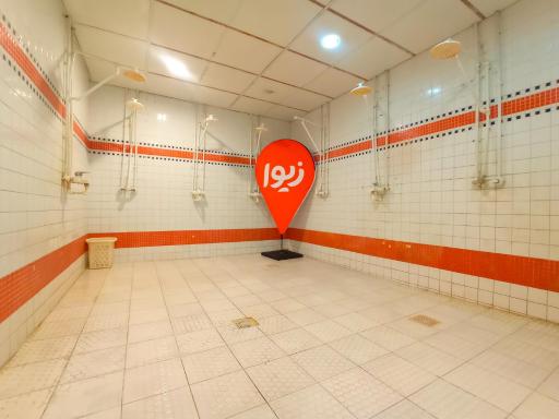 عکس استخر و سونای شهید دخانچی