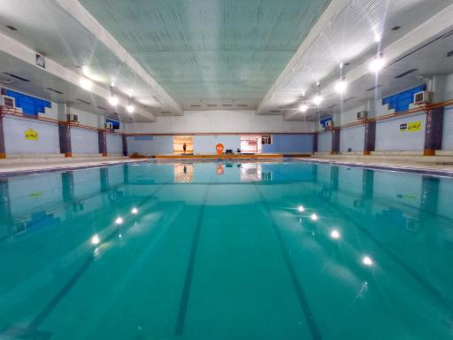 عکس استخر و سونای شهید دخانچی