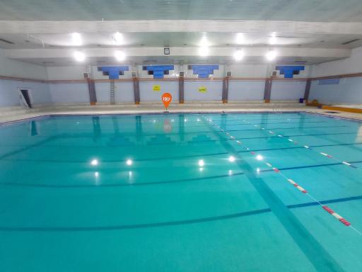 عکس استخر و سونای شهید دخانچی