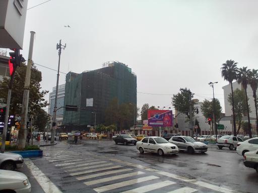 عکس مجتمع تجاری اداری البرز رشت