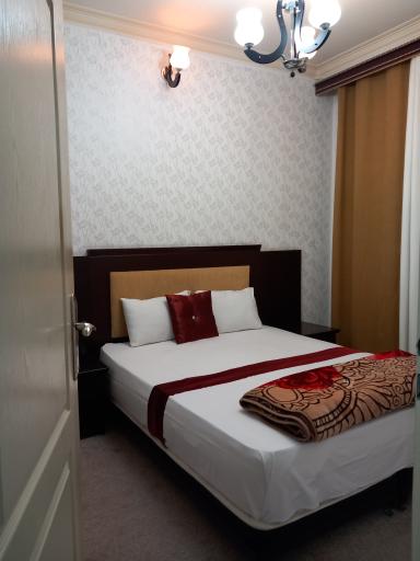 عکس هتل قدسیان