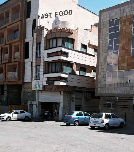عکس مرغ کنتاکی ایران